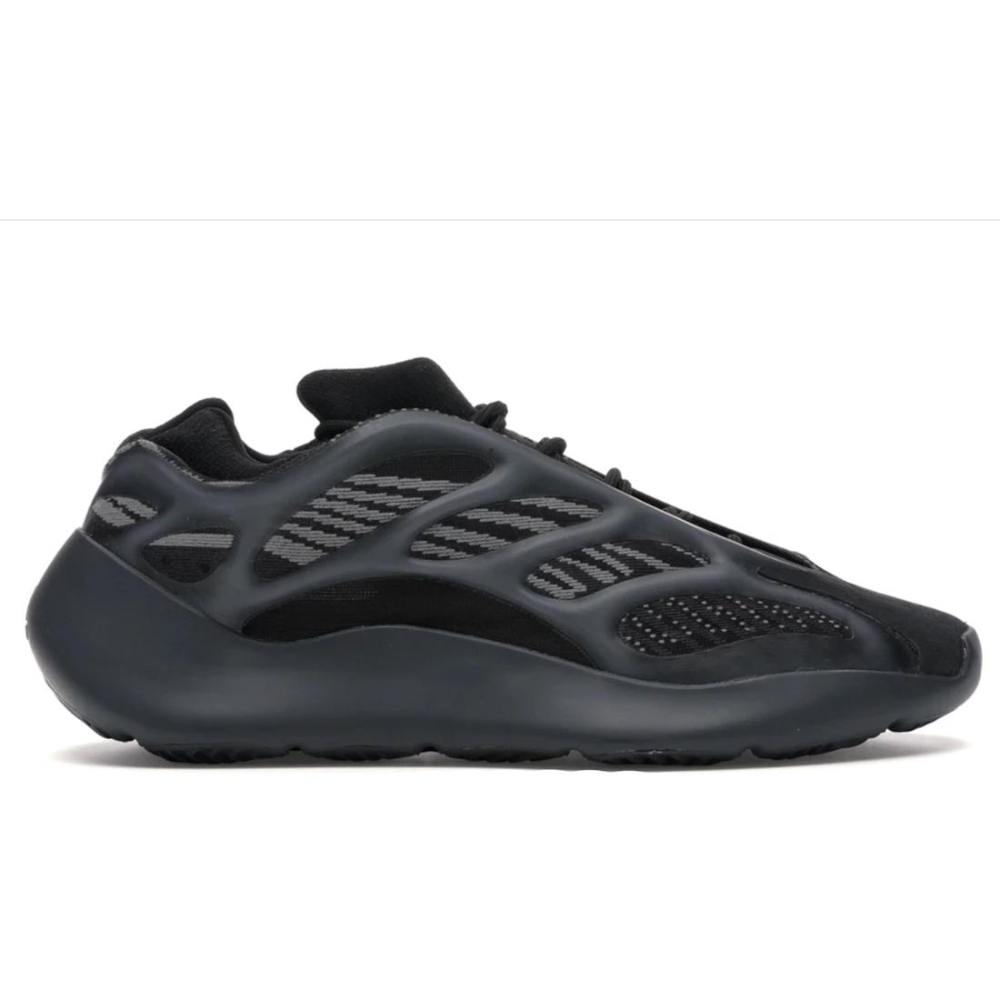 

Кроссовки adidas Yeezy 700 V3 Alvah(H67799) 36