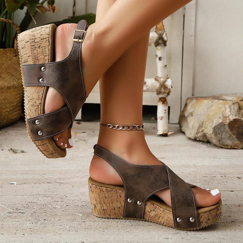 Fashion Women's Sandals 2025 Fashion Cross Strap Platform Slippers for Women Plus Size Wedge Sandal Woman New Style Rivet Non-Slip Shoes