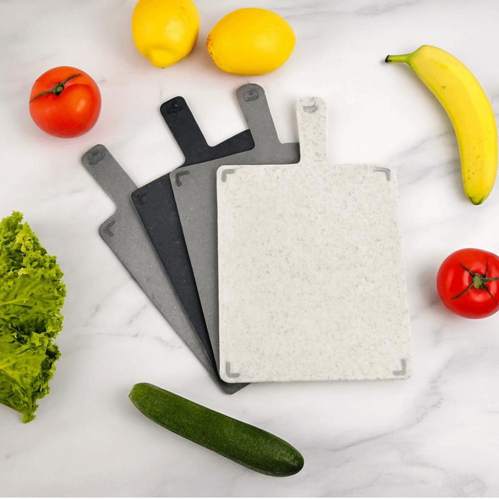 4 Pieces Plastic Classification Cutting Board with Storage Rack Slicing Board  Fruit Vegetable