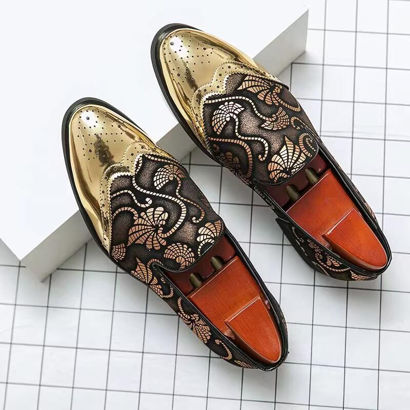 Luxury Fashion Printed Embroidery Suede Flats Shoes British Style Oxfords Man Party Wedding Dress Formal Prom Loafers Footwear