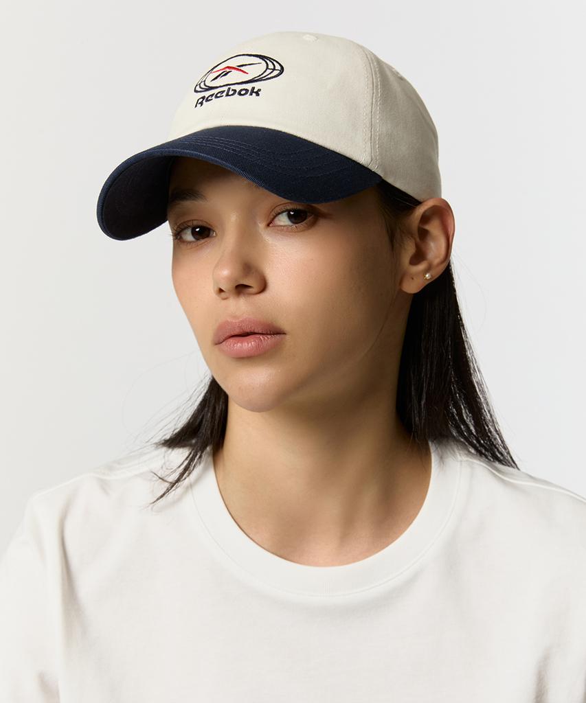 Reebok Circle Logo Ball Cap - Off-White