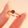 Imitation Naturgranat Ring mit 5 mm exquisiter Roségold-beschichteter Kette