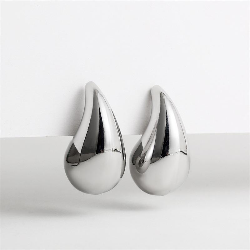 Trendy Teardrop Earrings: Lightweight, Versatile High-Gloss Studs
