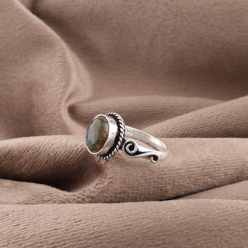 Labradorite Jewelry, Handmade Gemstone Ring, 925 Solid Sterling Silver Ring Antique Jewelry, For Engagement Gift