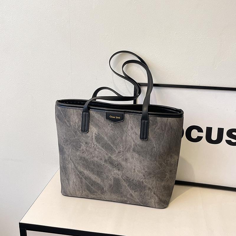 

Casual large-capacity tote bag women s new 2025 spring and summer shoulder large bag high-end student bag