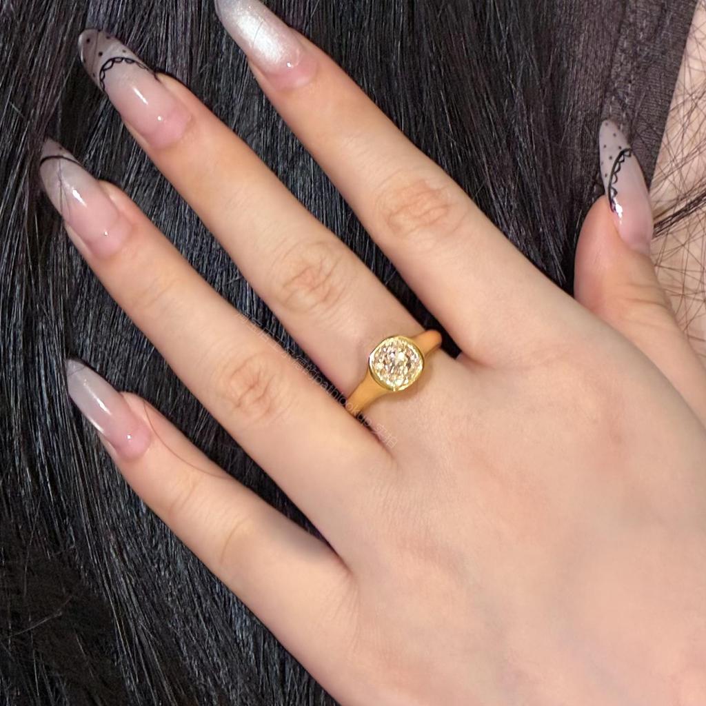 Emerald Zircon Adjustable Women's Ring - Classic Korean Fashion Style