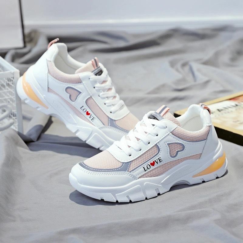 Buy Love Heart Light Net Red Korean Version Women's Shoes Sports