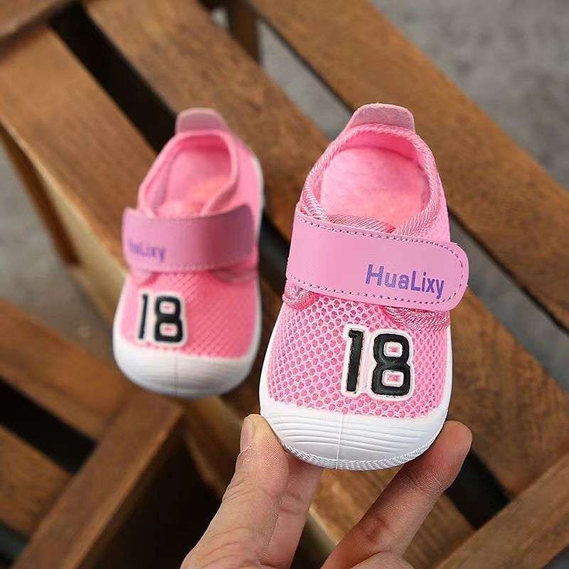 Solid bottom 0-1-3 year old baby breathable mesh shoes boys and girls sports shoes summer soft sole non-slip baby toddler shoes