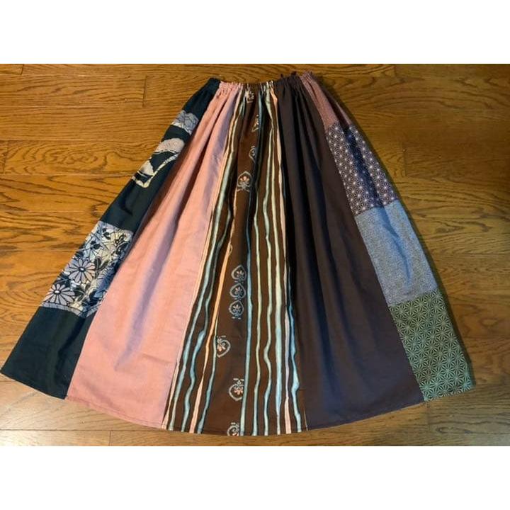 Used Dark Green, Brown, Pink Retro Japanese Pattern Skirt 165