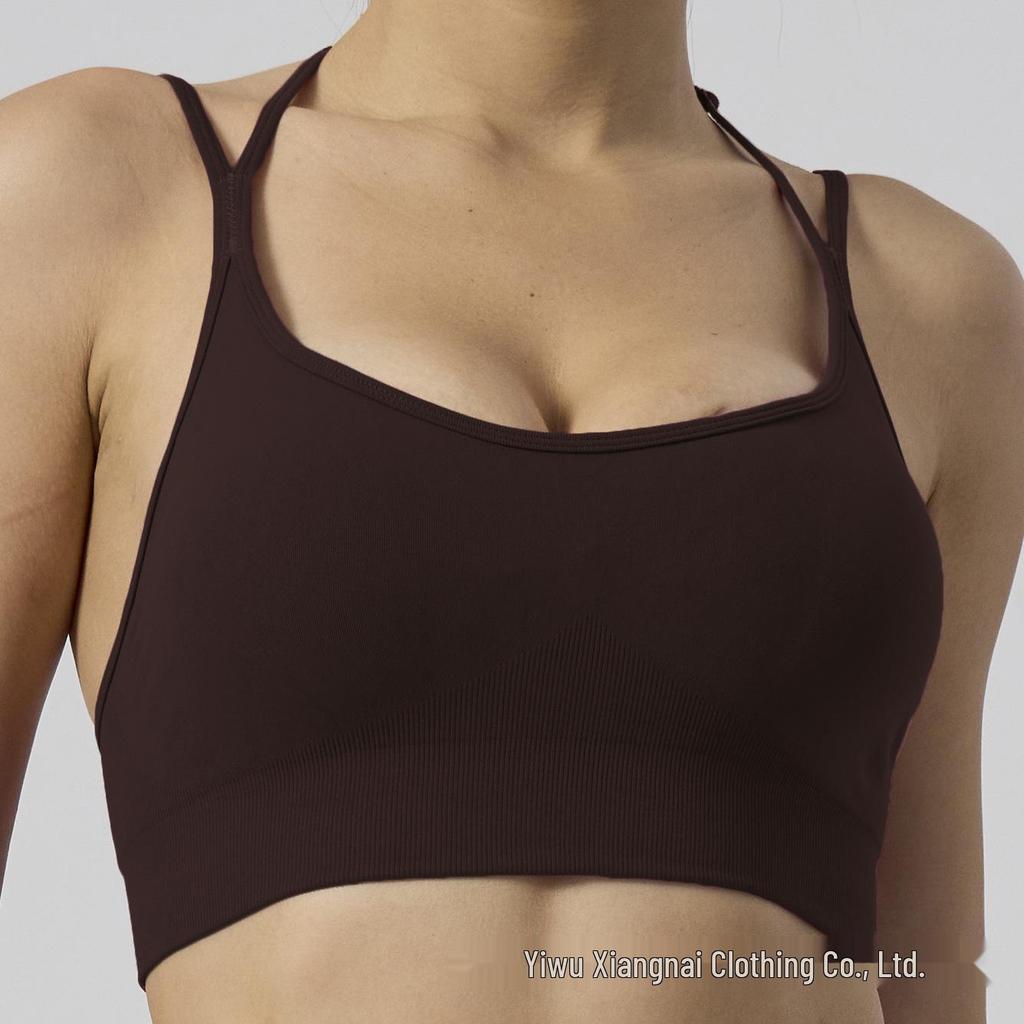 New Seamless Women's Yoga Set: Sports Bra, Fingerless Gloves, and Hip-Lifting Shorts for Fitness