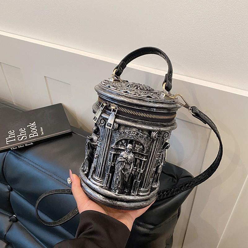 

Niche Design Bucket Bag Women s Three-dimensional Embossed Handbag Personalized Creative Baroque One-shoulder Cross-body срібний