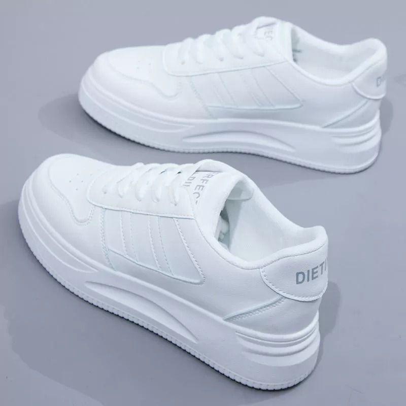 Little white shoes 2025 season popular street shot versatile fashion casual board shoes Korean version of Internet celebrity women's thick-soled muffi