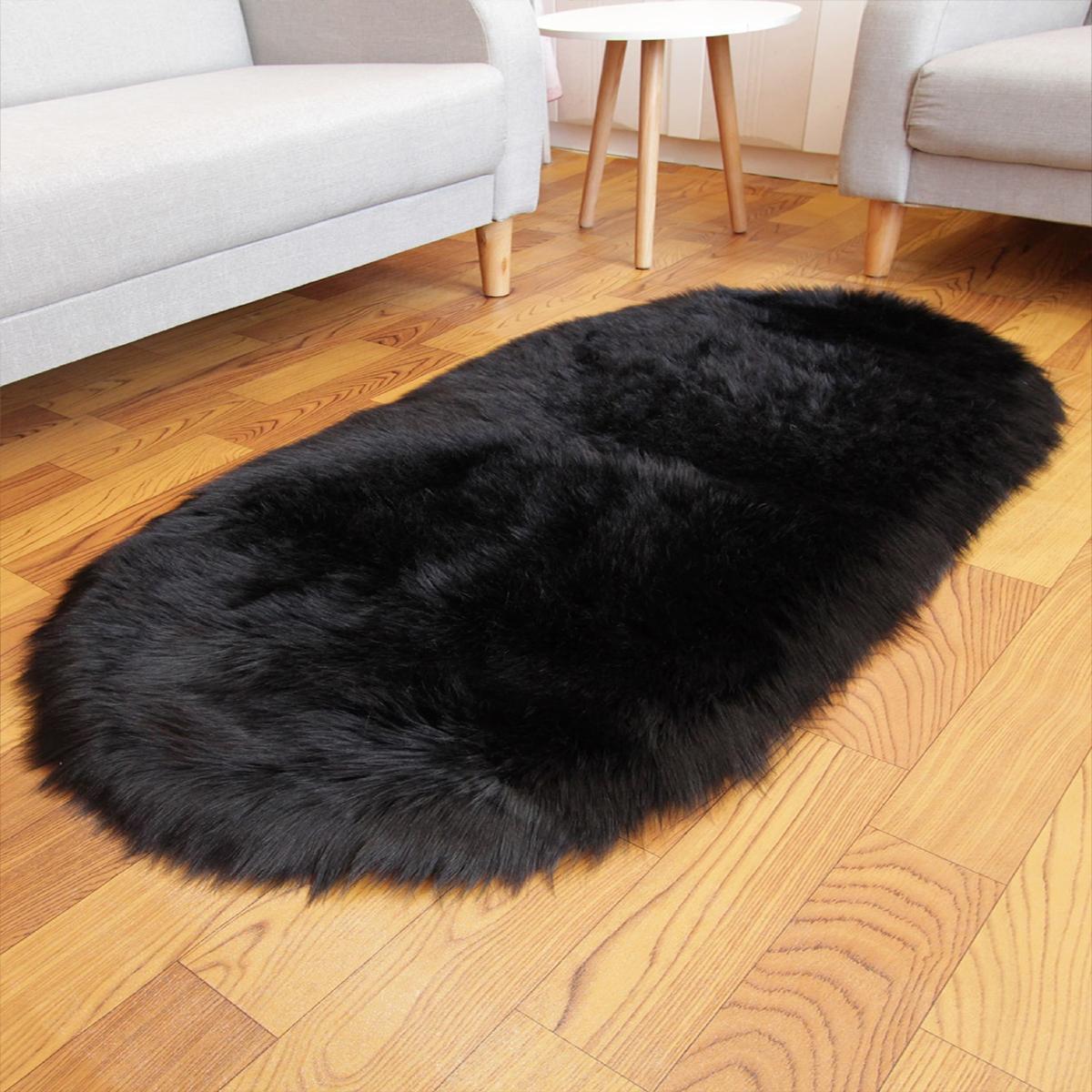 Light Luxury Plush Elliptical Carpet Bedside