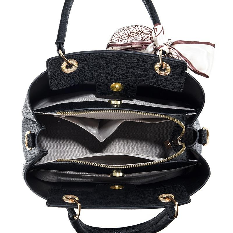 Bag messenger bag women's new women's mother bag Korean version middle-aged women's bag shoulder women's bag wholesale
