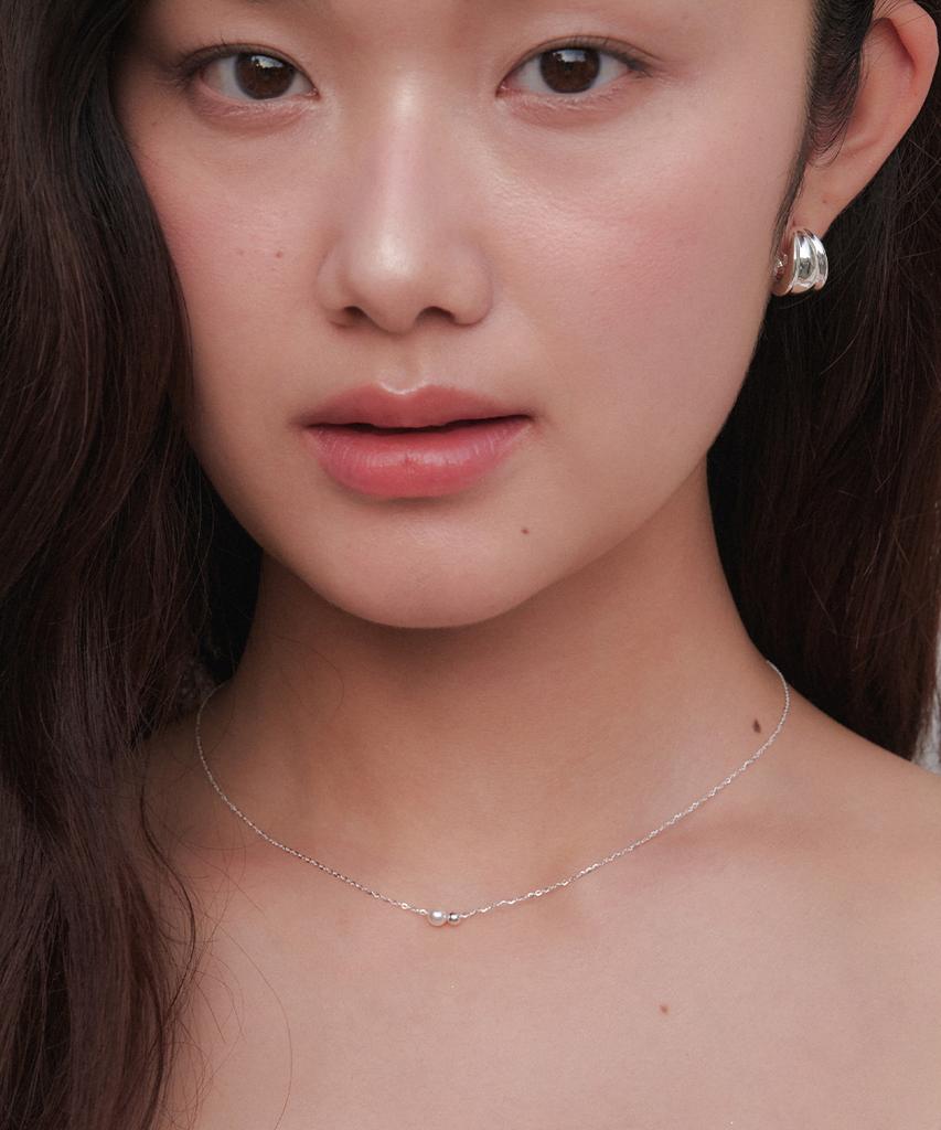 Obla (Silver 925) Twin Ball Mini Pearl Necklace Jn060