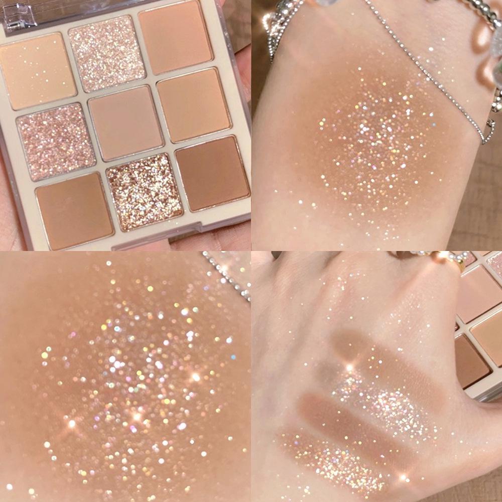 Dikalu Bling Christmas Limited Edition Ice Princess 9-Color Shimmer Eyeshadow Palette 25 Snowball