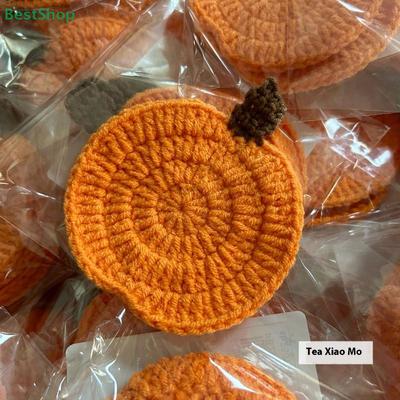 Handgemachte gehäkelte kürbisförmige Untersetzer, Gestrickte Garn Hitzebeständige Tassenuntersetzer, Tischaccessoire Halloween-Geschenk