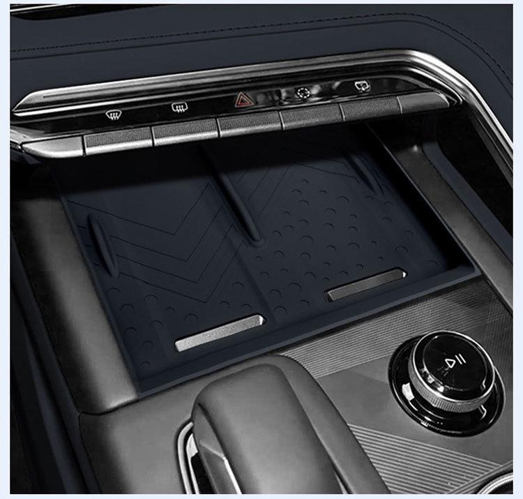 Silicone Wireless Charging Pad for 26 Zeekr 001 Models - Center Console Phone Accessory