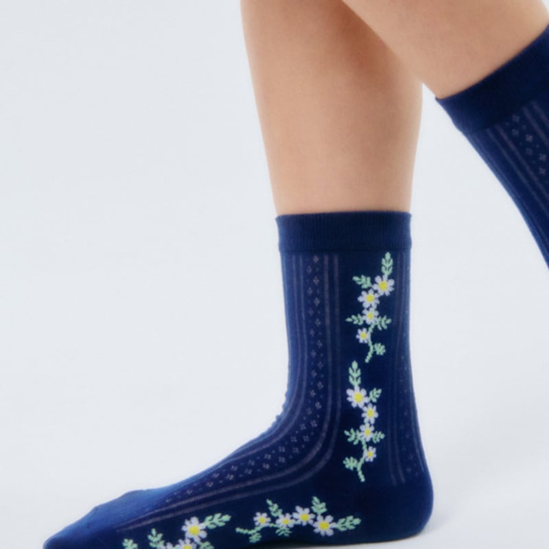 i hate monday [IHM25SU0404] Daisy Flower Socks Navy