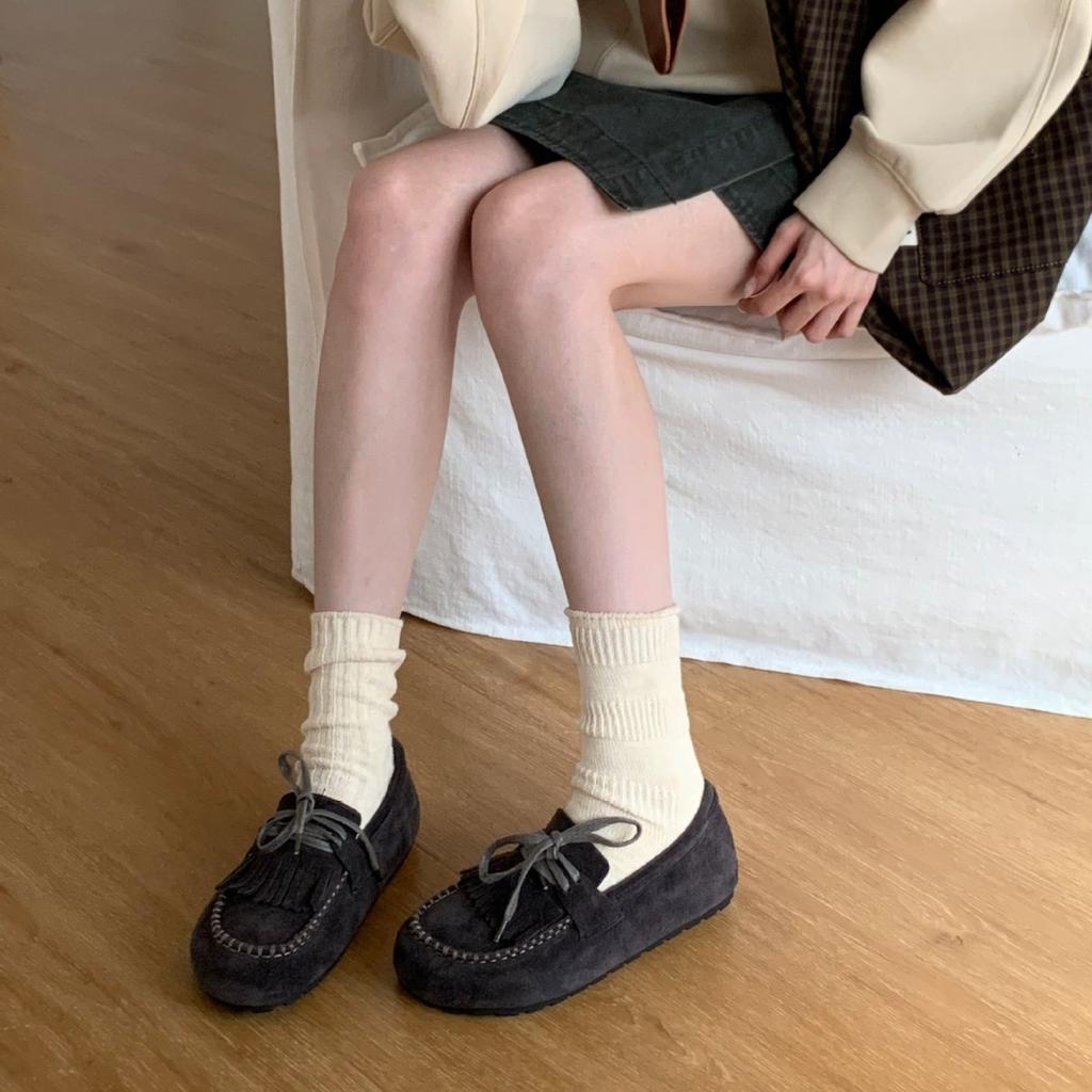 New Retro Tassel Strap Loafers Women's Versatile One-pedal Doudou Shoes Single Shoes Flat-soled Small Leather Shoes Tide