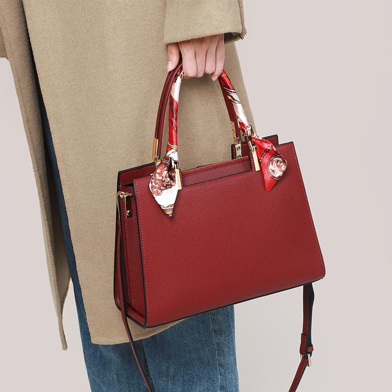 Bag Handheld Women'S Bag Leather Tote Wedding Bride Wedding Bag Premium Shoulder Bag Luggage