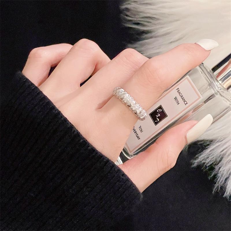 French Medieval Personality Retro Brushed Vintage Pearl Open Ring Light Luxury High Sense Niche Ring Woman