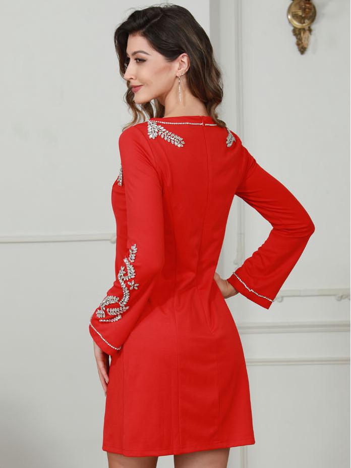 European & American Style Red A-Line Slimming Dress - High-End Design for Fall/Winter