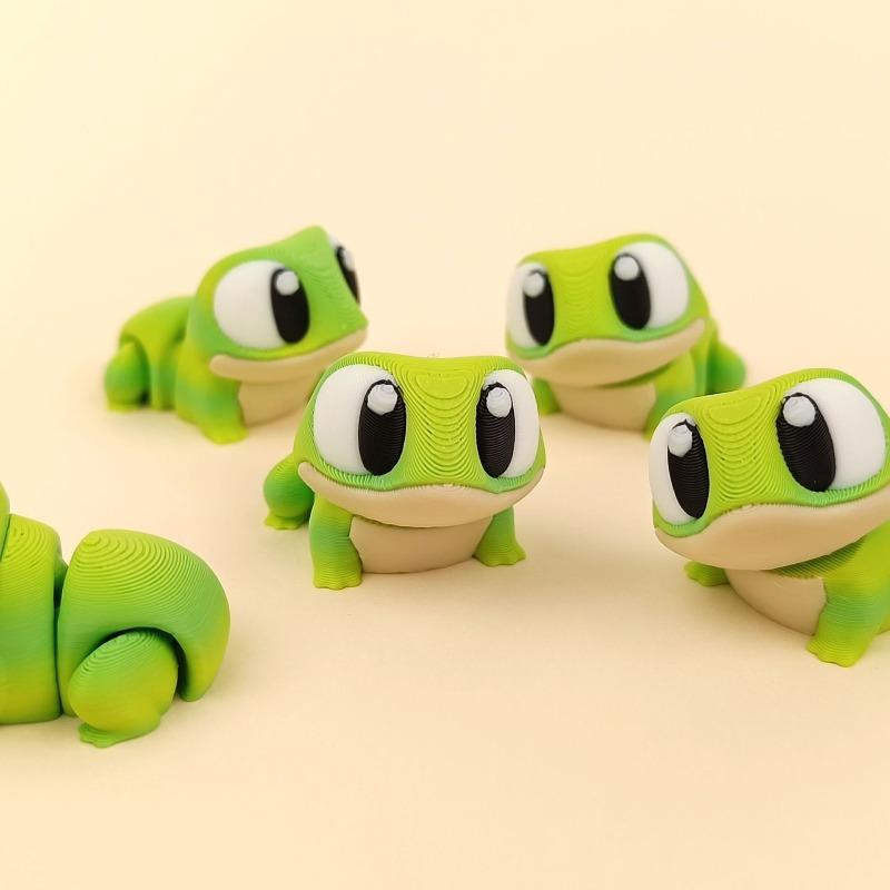 3D Printed Cute Big-Eyed Frog Model - Full Body Articulated Movable Joints, Realistic Simulation Pet Figure for Collectors