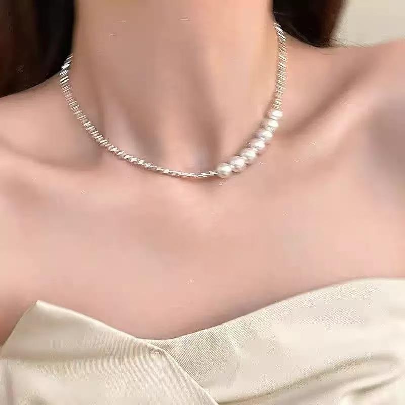 Starfish shell pearl beaded necklace seaside vacation temperament collarbone chain fresh and sweet fashion versatile necklace