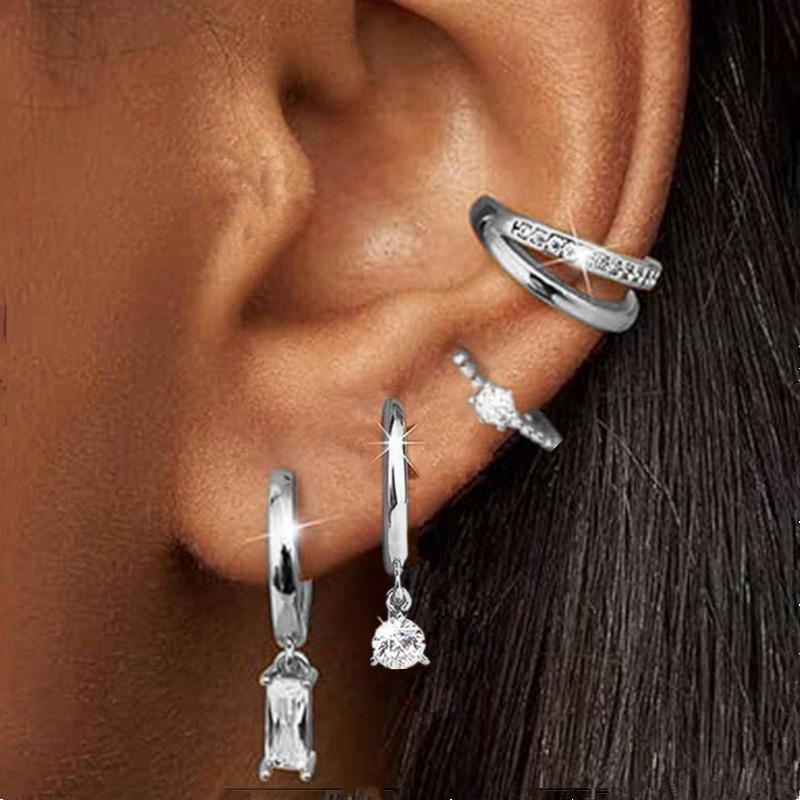 4PCS Shiny Crystal Tragus Huggie Earring Set Fashion Zircon Cartilage Hoop Earrings Helix Piercing Bulk Flower Lobe Ear Stud Lot