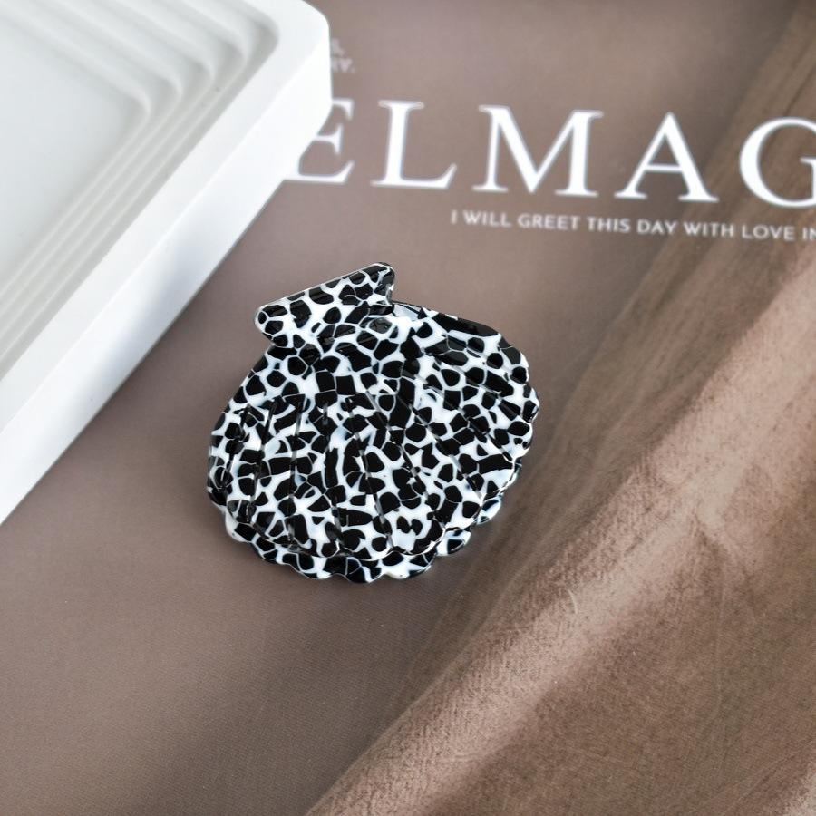 Unique Korean Hair Clips for Women Small Colorful Originality Shell Shape Hair Claws, Acetate Material Hair Accessories