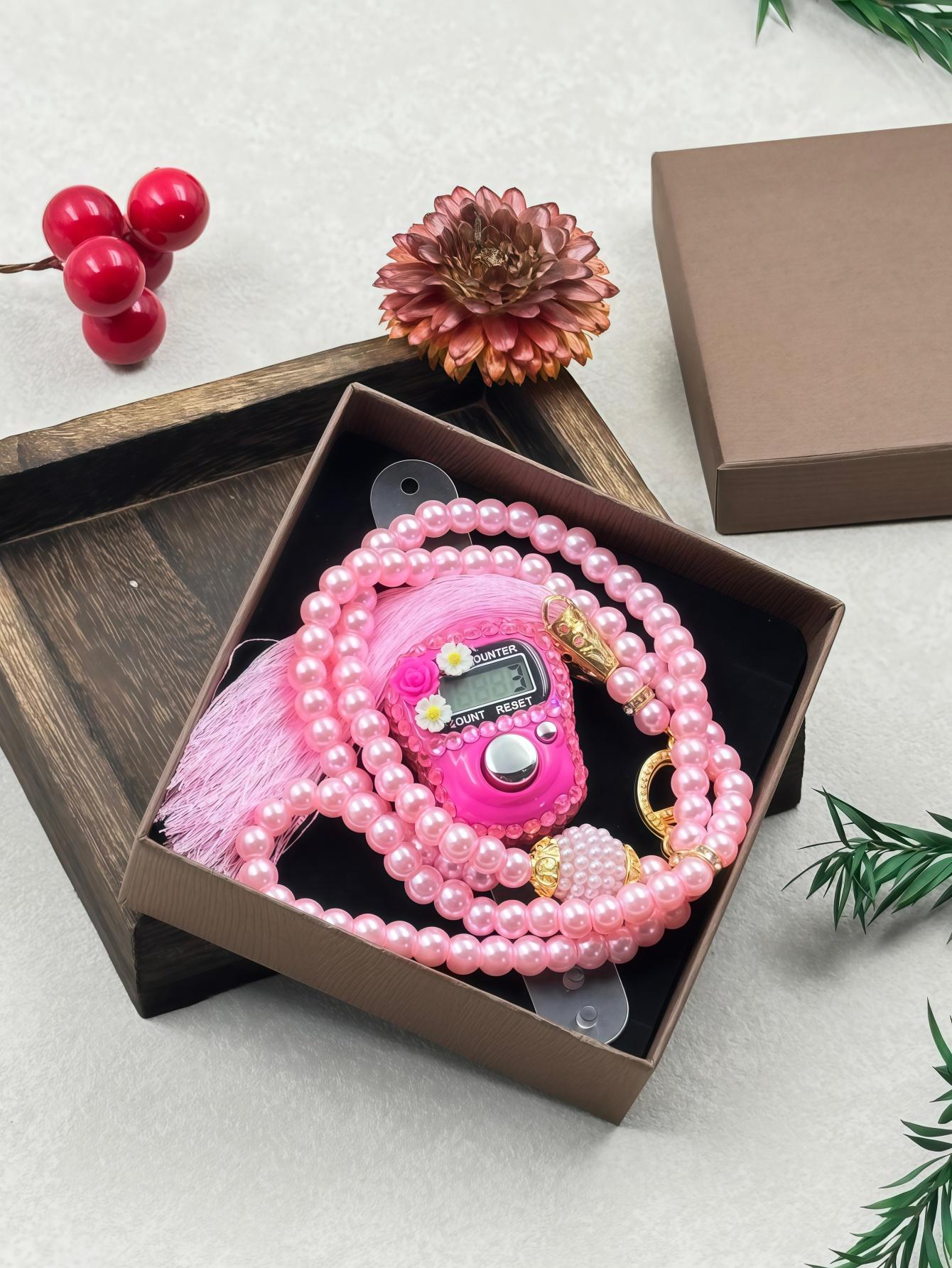 

Gift box with decorated diamond flowers counter 99 imitation pearls beads. Suitable for daily wear and as a gift for festivals. рожевий