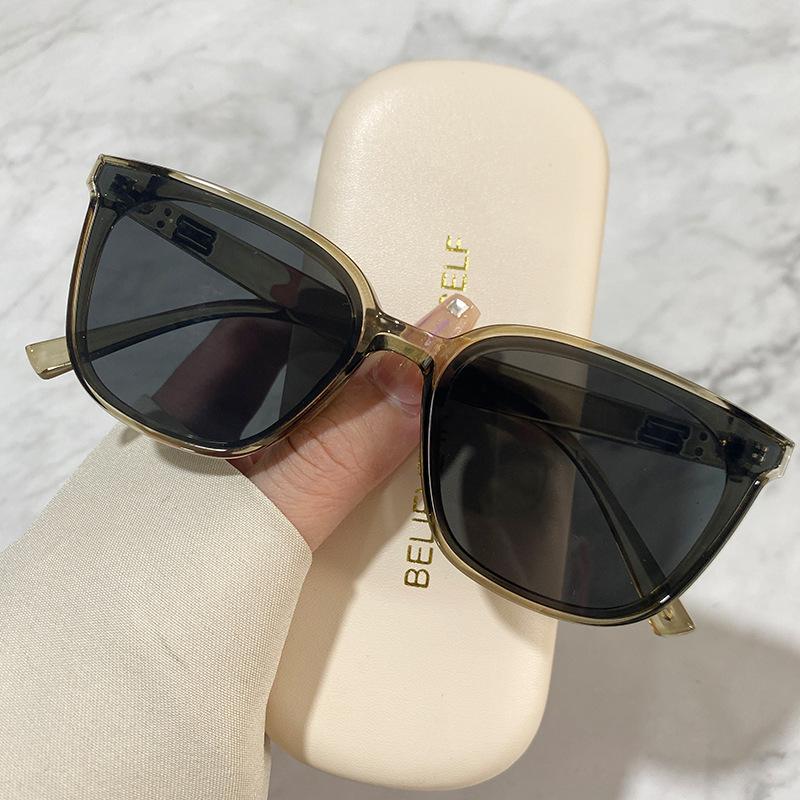 

Солнцезащитные очки Gm, женские усовершенствованные солнцезащитные очки с защитой от ультрафиолета, мужские солнцезащитные очки для вождения, путешествий, новинка онлайн, красные Transparent green gray flakes