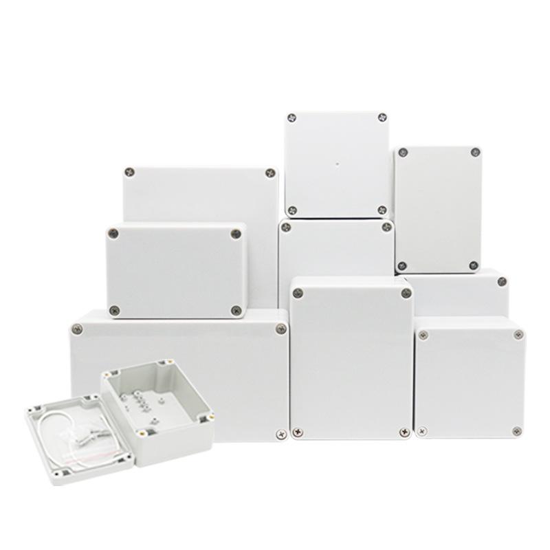 Regenfeste ABS-Außenanschlussdose mit IP67-Wasserdichtigkeit und Laschen zur elektrischen Verteilung