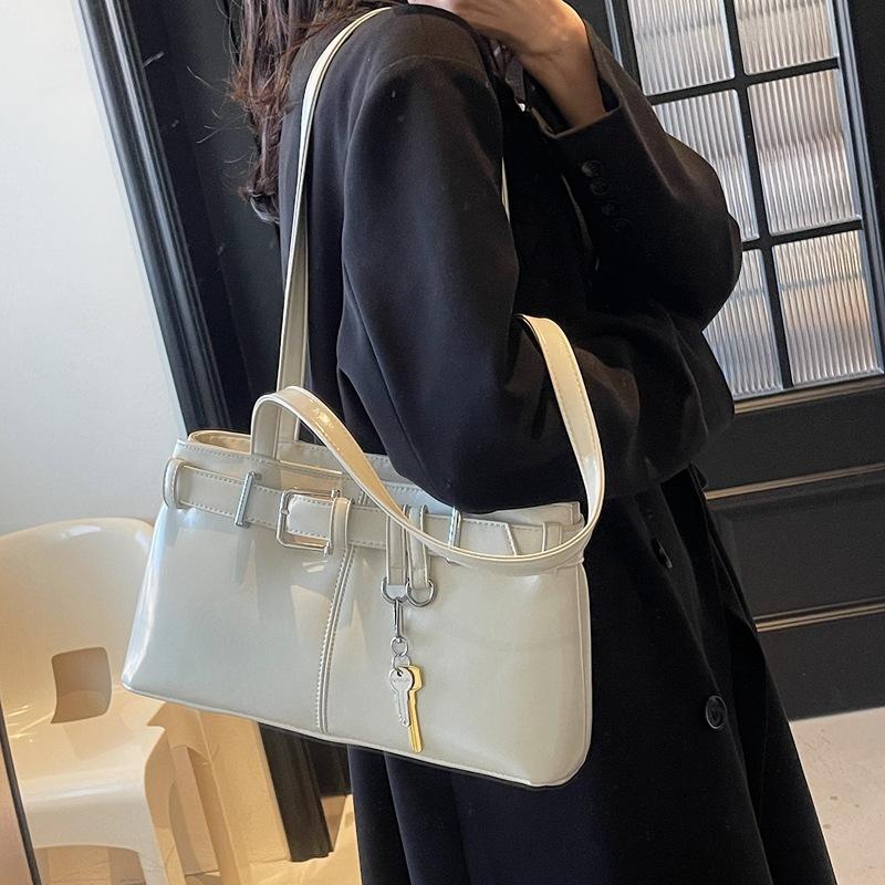Niche Designer Bag Belt Buckle Shoulder Handbag Underarm Bag Locomotive Bag 2025 New Women's Bag Tide