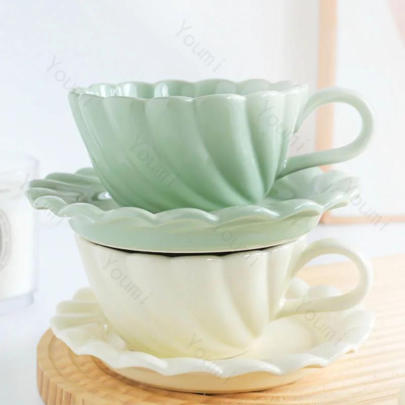 Kreativní jednobarevné kávové šálky Lehký luxus Vynikající keramický kávový šálek s podšálkem Sada Domácí šálek na odpolední čaj Stolní nádobí