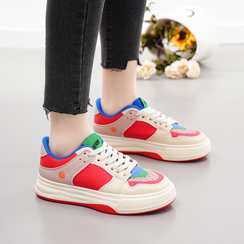 Kleine weiße Schuhe Damen Frühling Neue Studentin Vielseitige Farbabstimmung Board Schuhe Flache Freizeitschuhe Damen