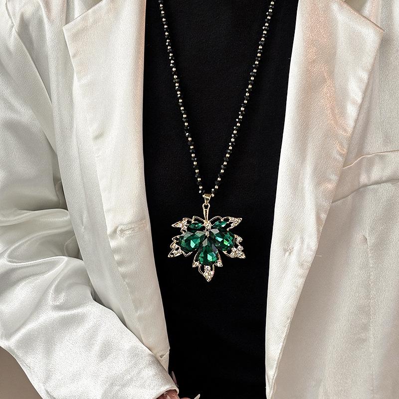 Crystal Pendant Sweater Necklace - Fashionable and Atmospheric Design