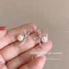 Fresh Silver Bright Bows Pearl Mosquito Coil Ear Clip Fancy Refined Grace Stud Earrings Earrings Jewelry Women
