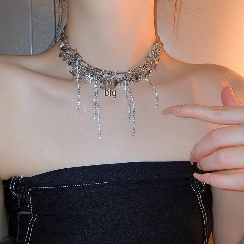 Rhinestone Star & Tassel Necklace: Chic Versatile Clavicle Chain for Sweet & Spicy Style