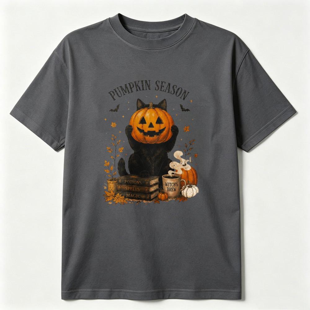 Halloween Black Cat Graphic Shirt Spooky Pumpkin Cat Tee Cute Halloween Cotton T-Shirt Fall Graphic Shirt Funny Halloween Gift