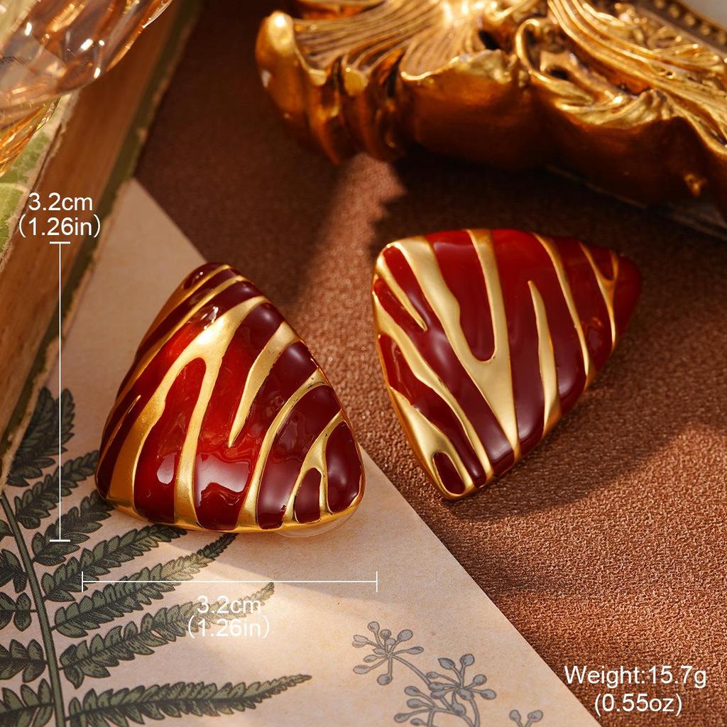 European Retro Geometric Red Metal Earrings with Pearl Flower Studs