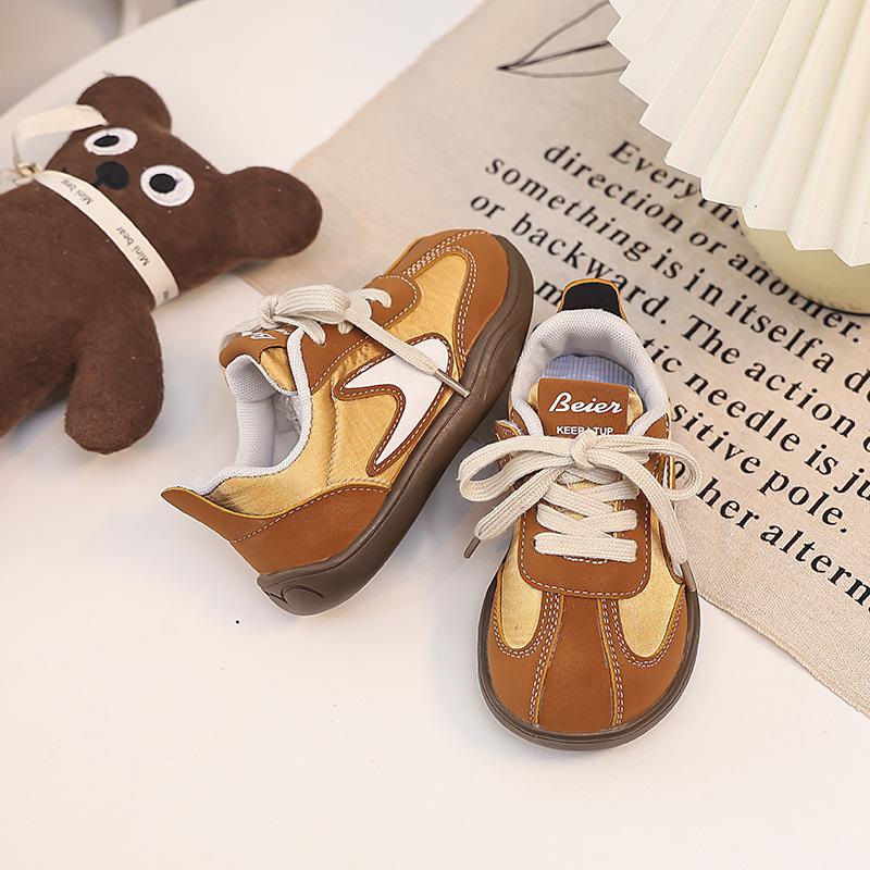 2025 Frühling und Herbst neue Kinder-Board-Schuhe weiche Sohle deutsche Trainingsschuhe Mädchen Mode Retro Sportschuhe Jungen Forrest Gump Schuhe