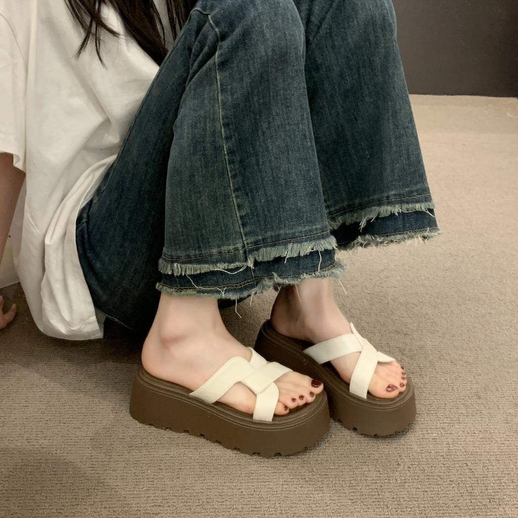 Thick-soled cool slippers women's summer outer wear 2025 new models with skirts to increase the sense of fashion muffin shoes casual one-word drag