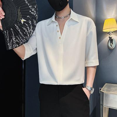 Camisa de manga curta com design de estilo coreano para homens no verão, nova marca da moda, camisa solta casual de manga três quartos para homens