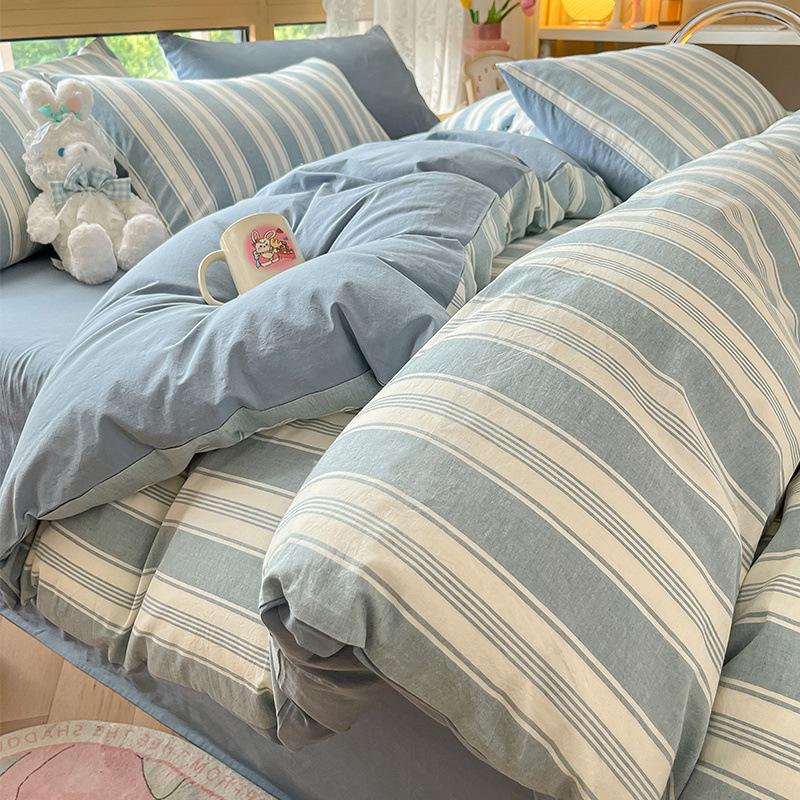 Minimalist 2025 Style Pure Cotton Bedding Set: Includes Duvet Cover, Fitted Sheet, and Pillowcases for Winter.