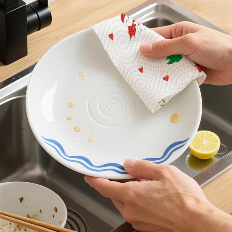 1roll Christmas Printed Kitchen Paper Oil and Water Absorption Disposable Kitchen Paper Towels for Wet & Dry Use Party Decor