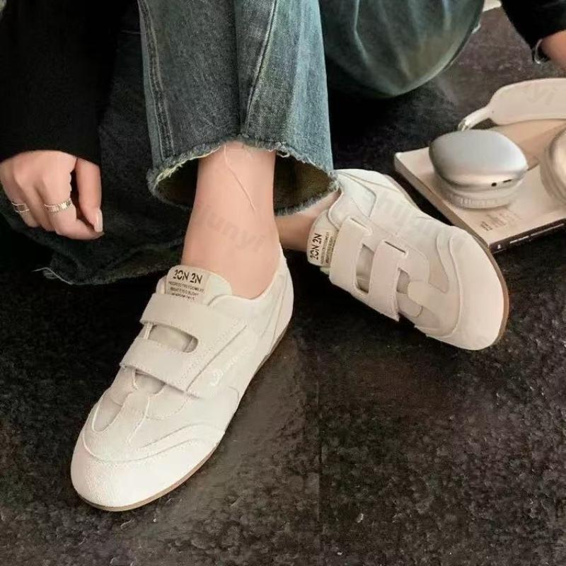 Women's Flats 2025 Spring Autumn Vintage Outdoor Non Slip Sneakers Lightweight Comfortable Luxury Soft Sole Casual Shoes
