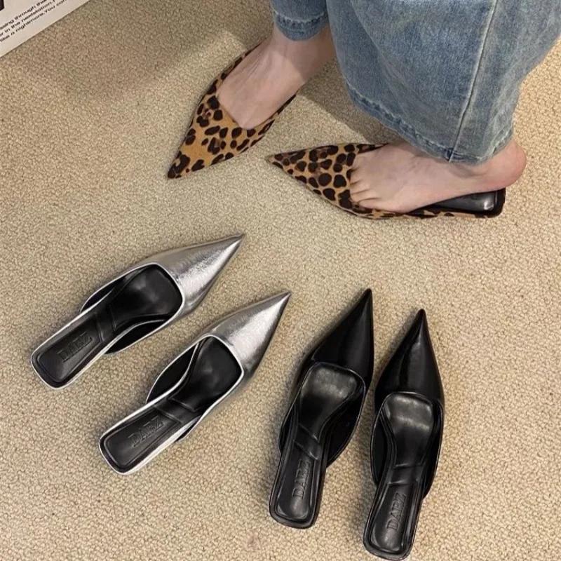Luxury Sandals Women Slippers Pointed Toe Leopard Design Sandals PU Shallow Slip On Thin Low Heels Casual Mules Loafers Outdoor