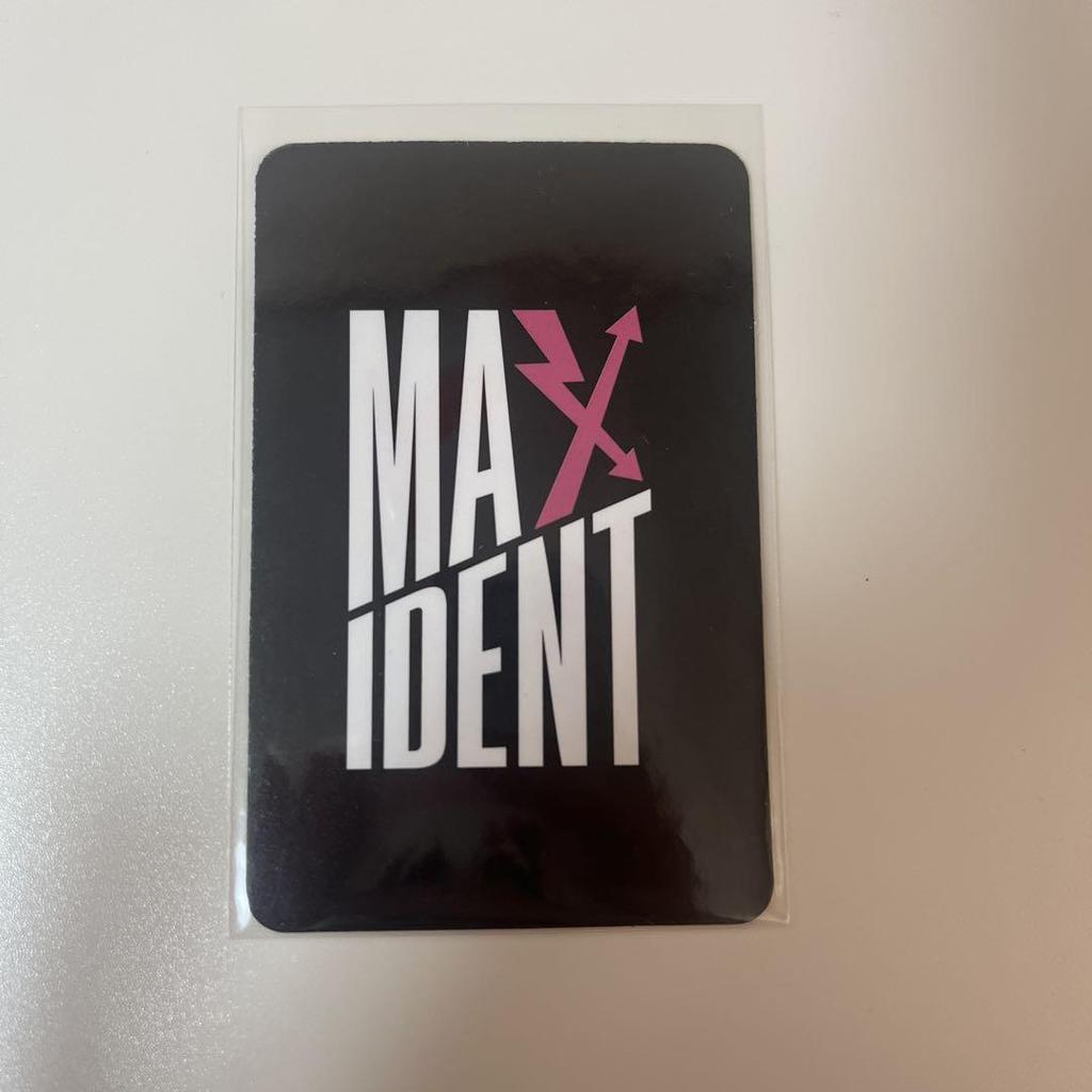 [USED] Straykids MAXIDENT Han Store Benefits